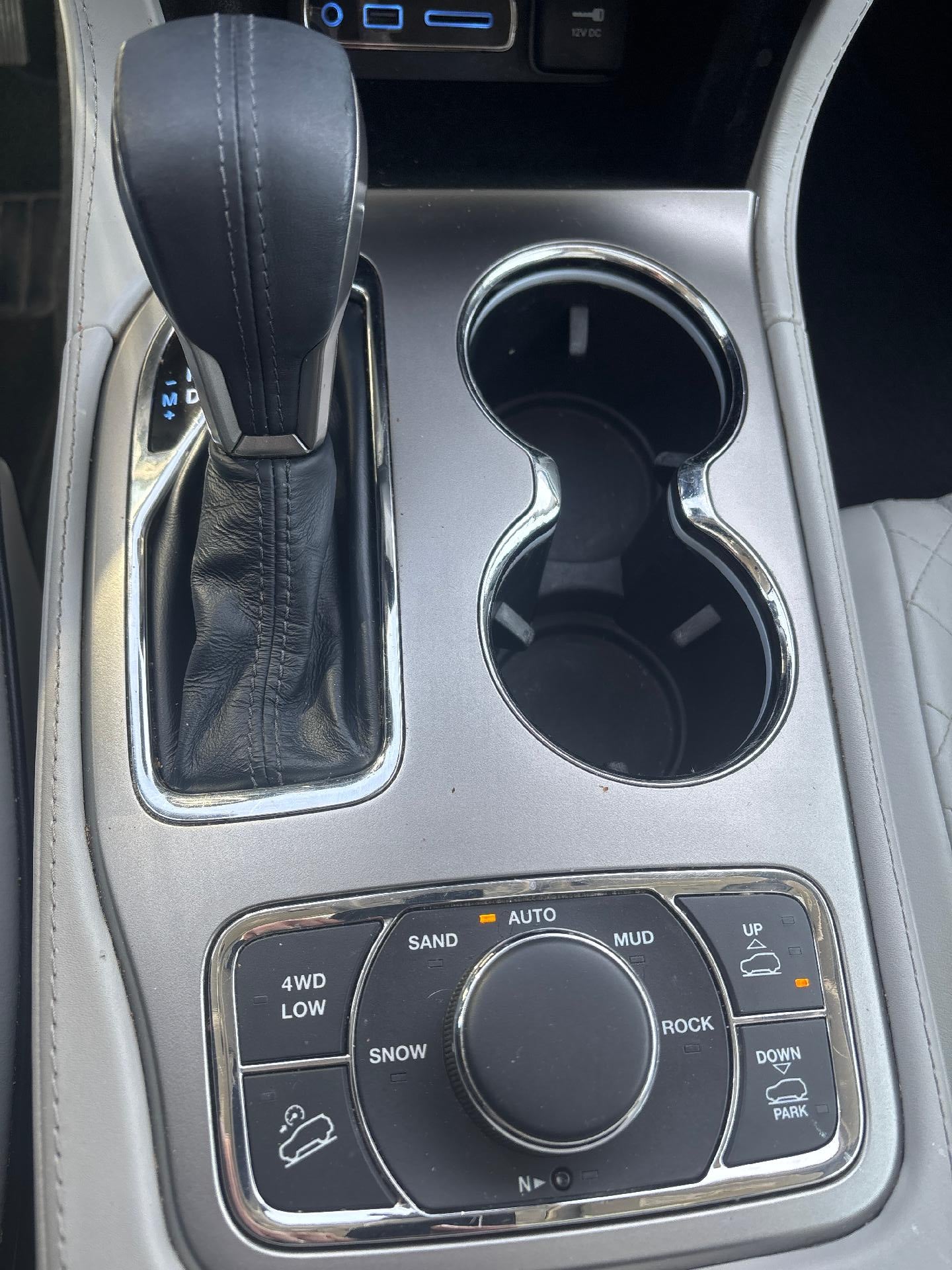 2017 Jeep Grand Cherokee Summit