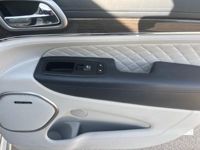 2017 Jeep Grand Cherokee Summit