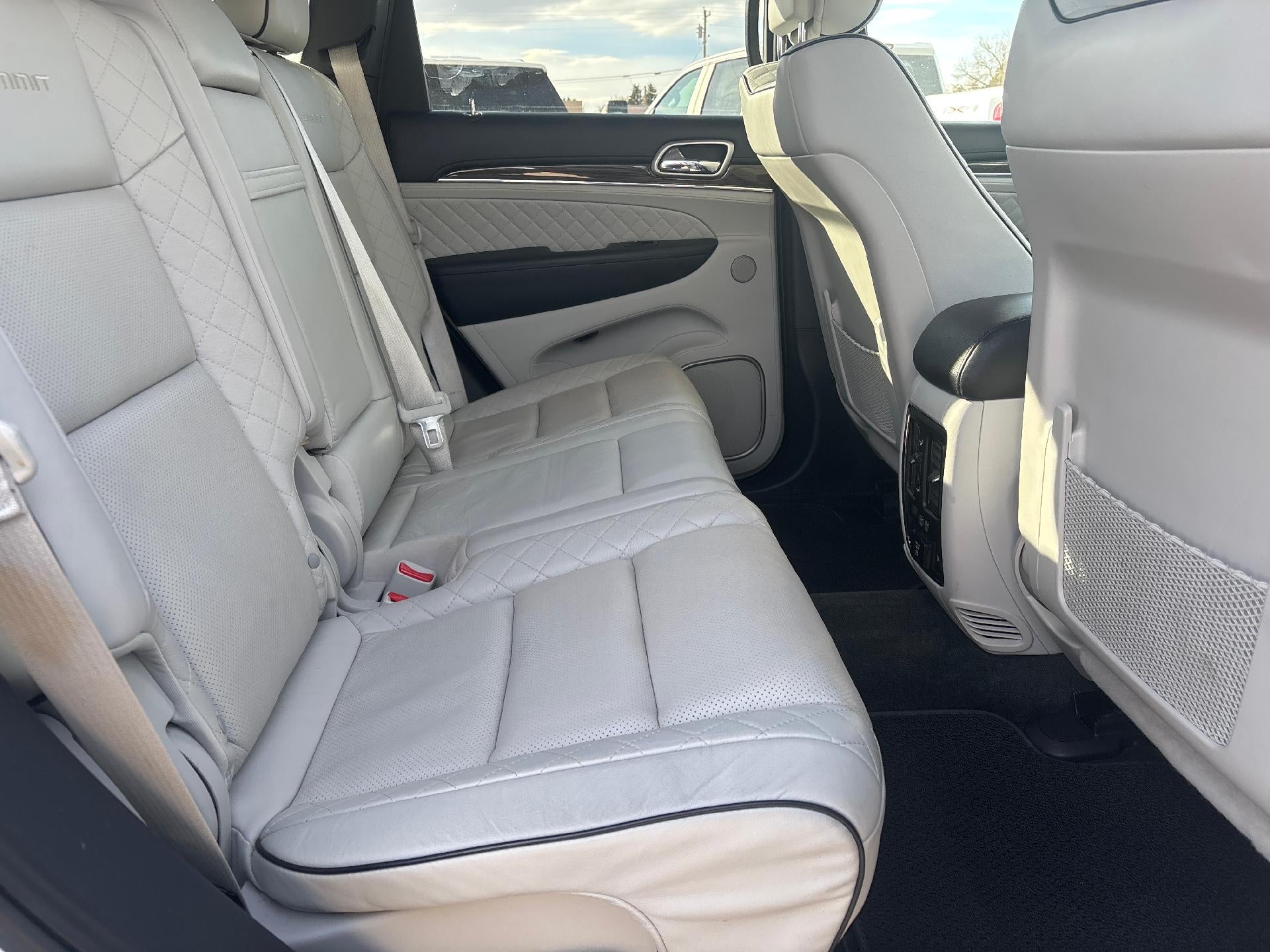 2017 Jeep Grand Cherokee Summit