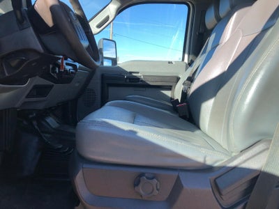 2015 Ford Super Duty F-550 DRW Lariat