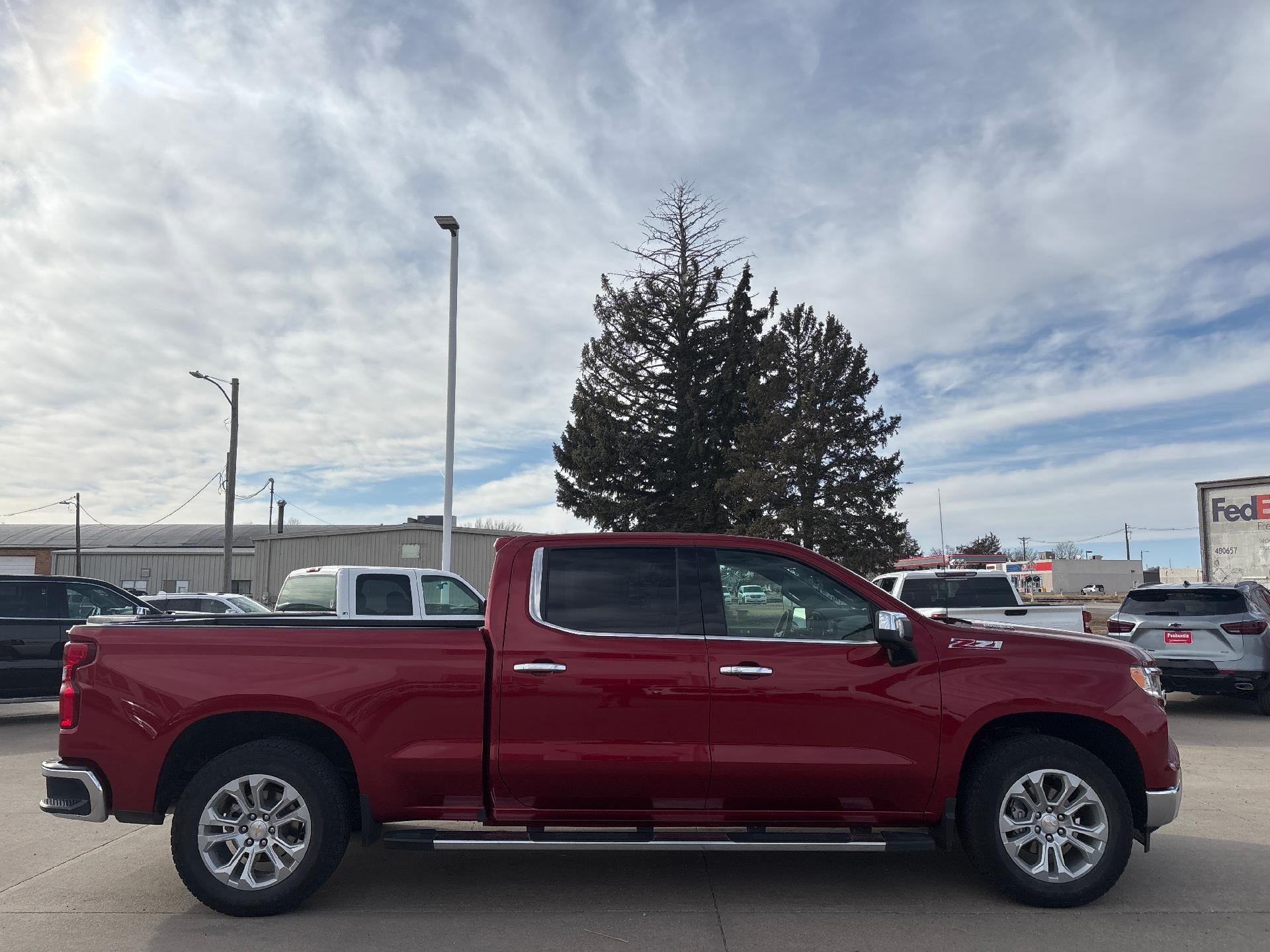2025 Chevrolet Silverado 1500 LTZ