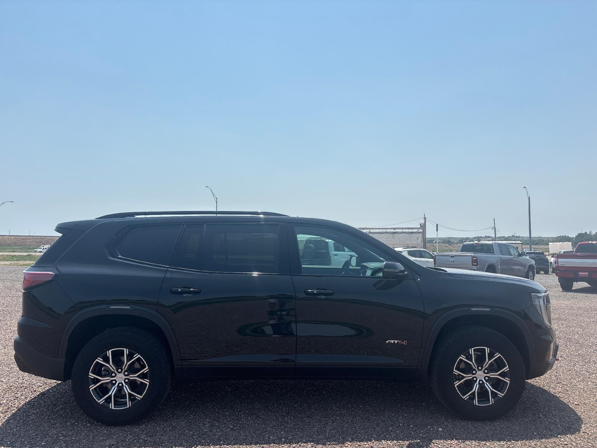 2024 GMC Acadia AT4