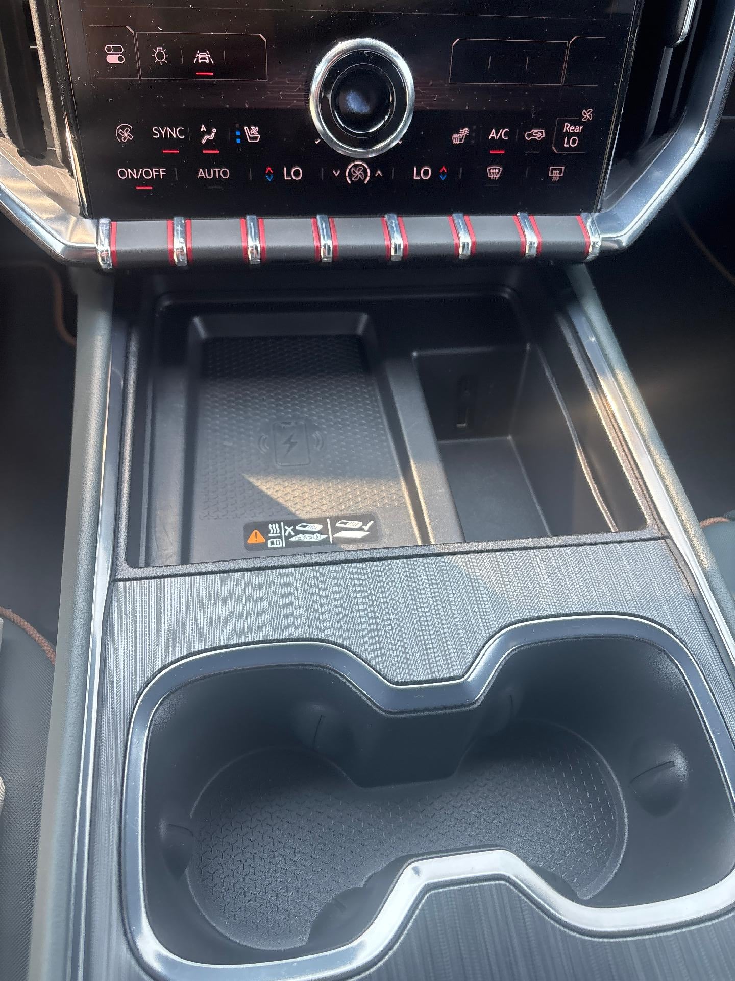 2024 GMC Acadia AT4