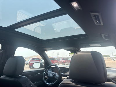 2024 GMC Acadia AT4