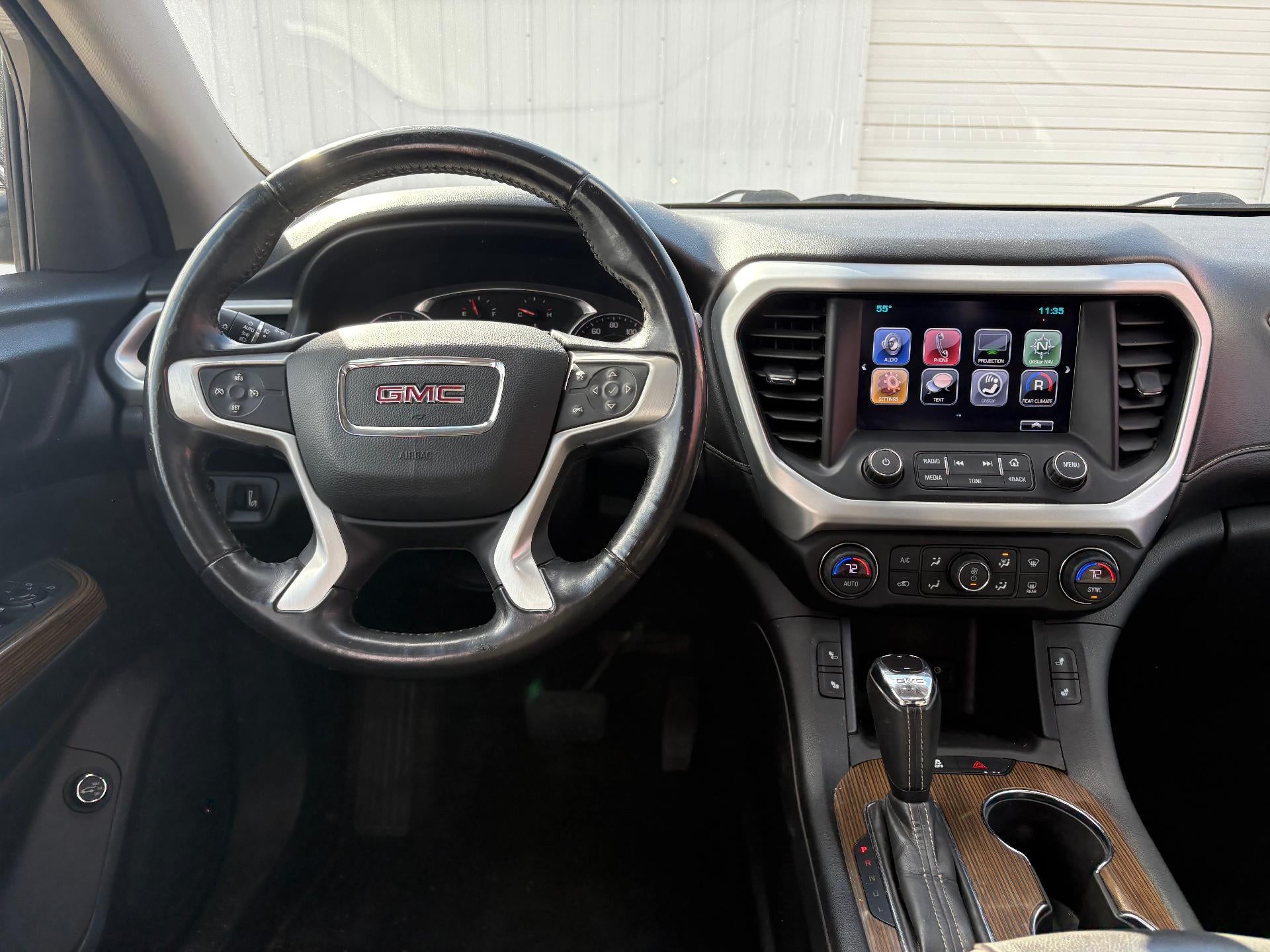 2017 GMC Acadia SLE
