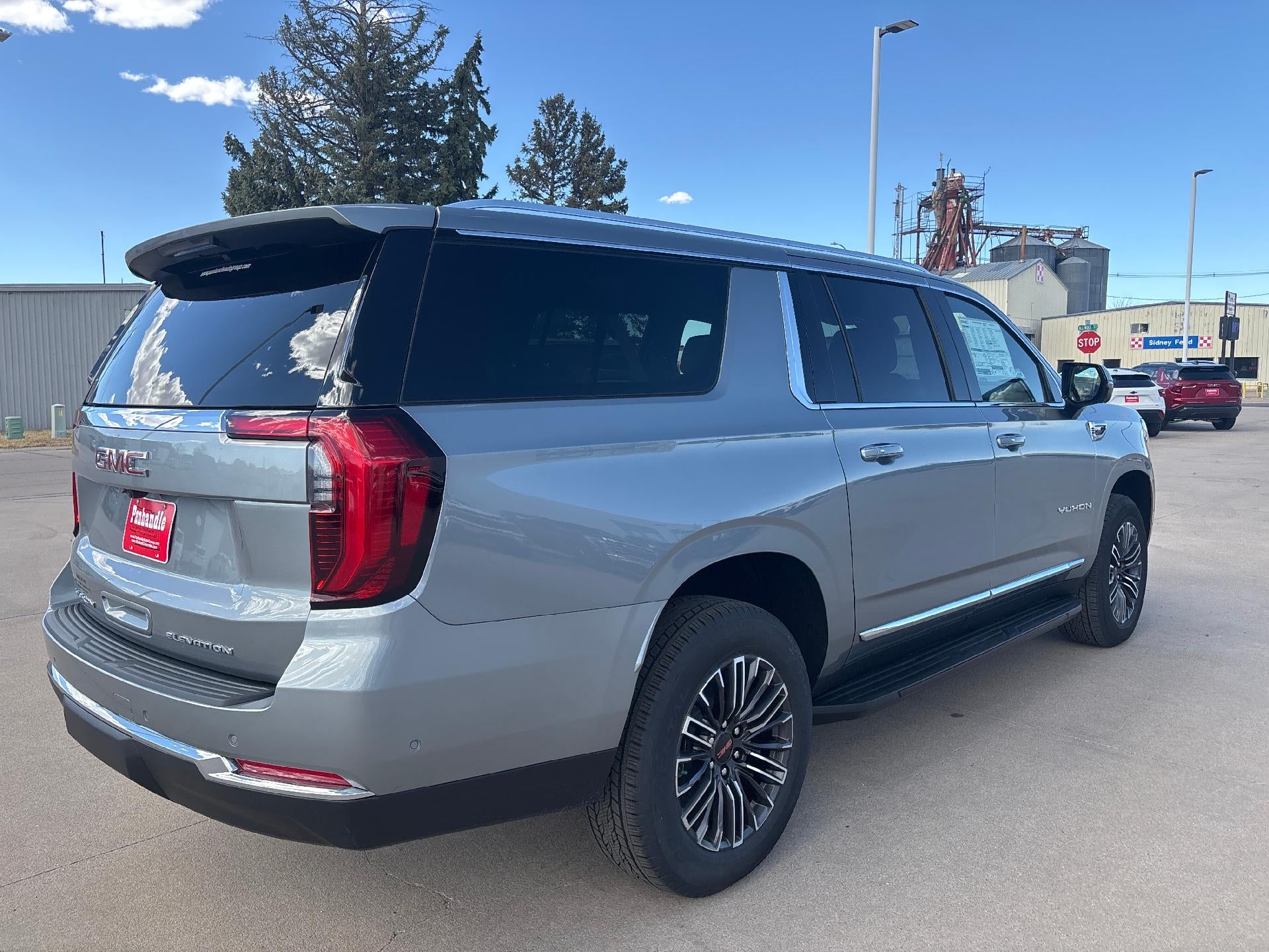 2026 GMC Yukon XL Elevation