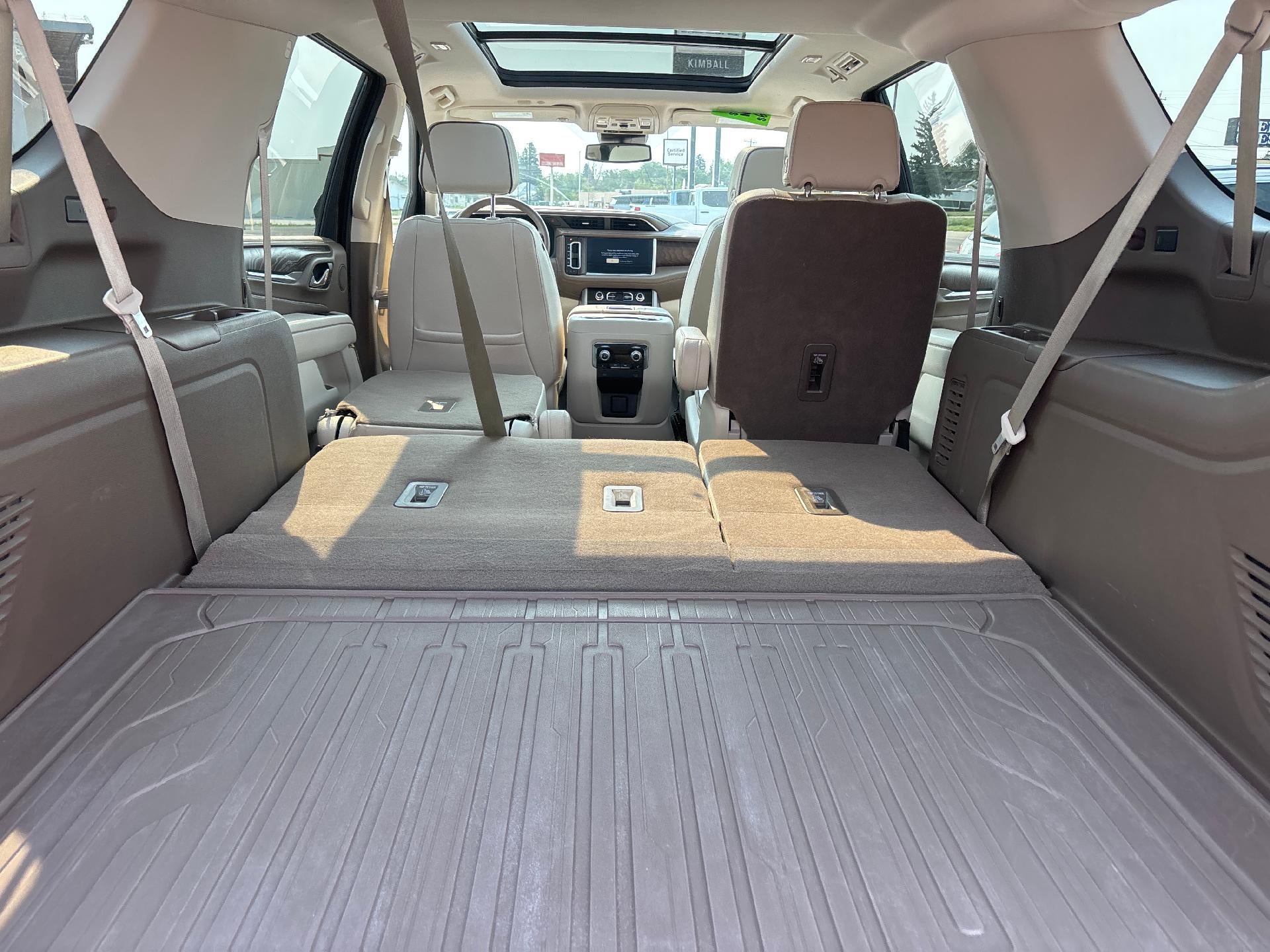 2023 GMC Yukon XL Denali