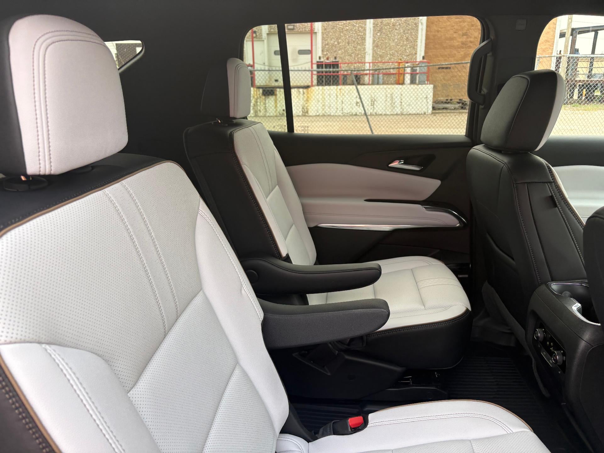 2025 Chevrolet Traverse High Country