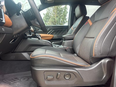 2025 GMC Canyon AT4