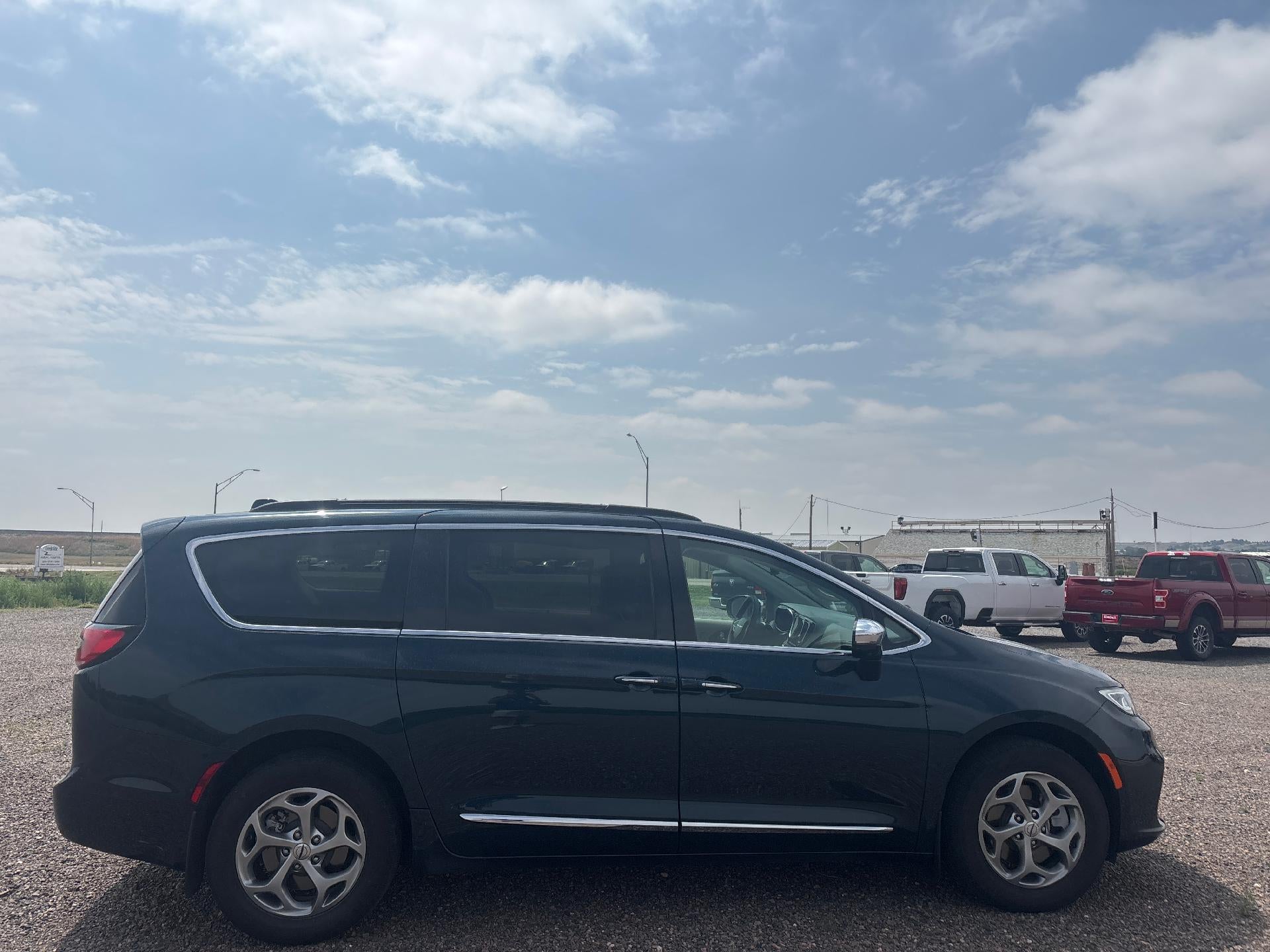 2022 Chrysler Pacifica Limited