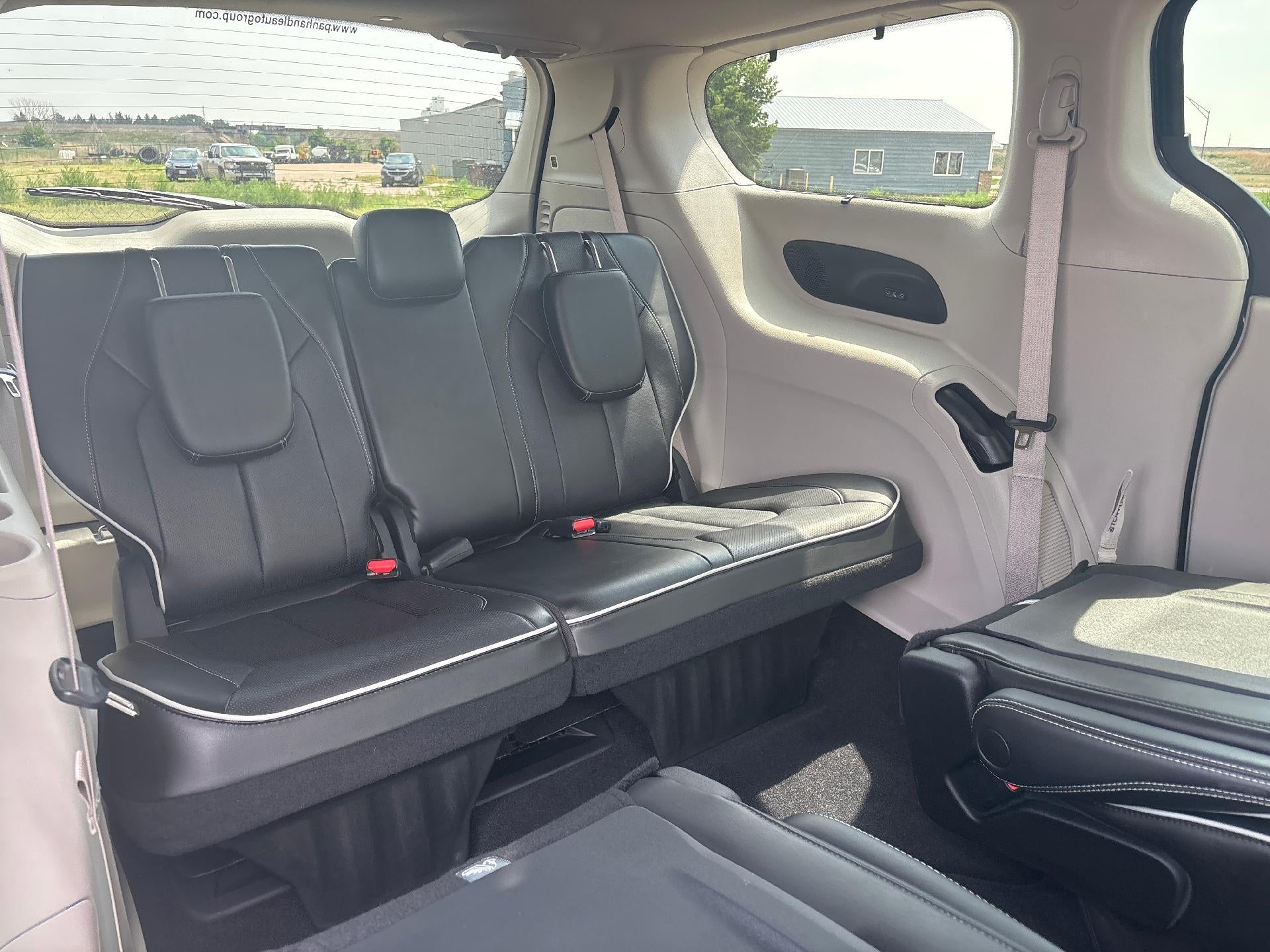 2022 Chrysler Pacifica Limited