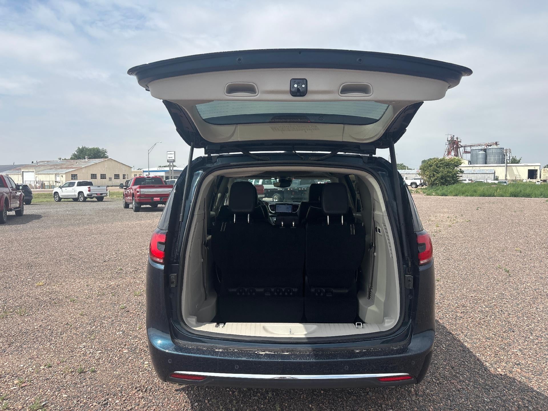2022 Chrysler Pacifica Limited