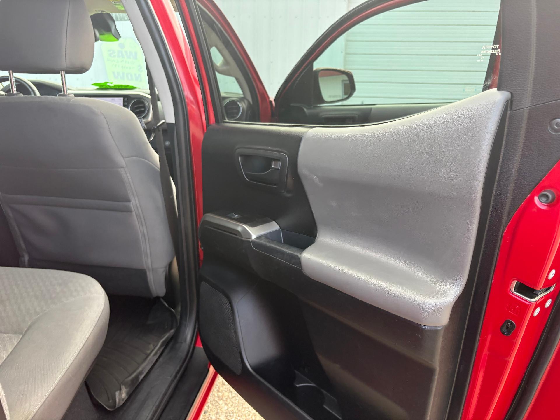 2021 Toyota Tacoma 4WD SR