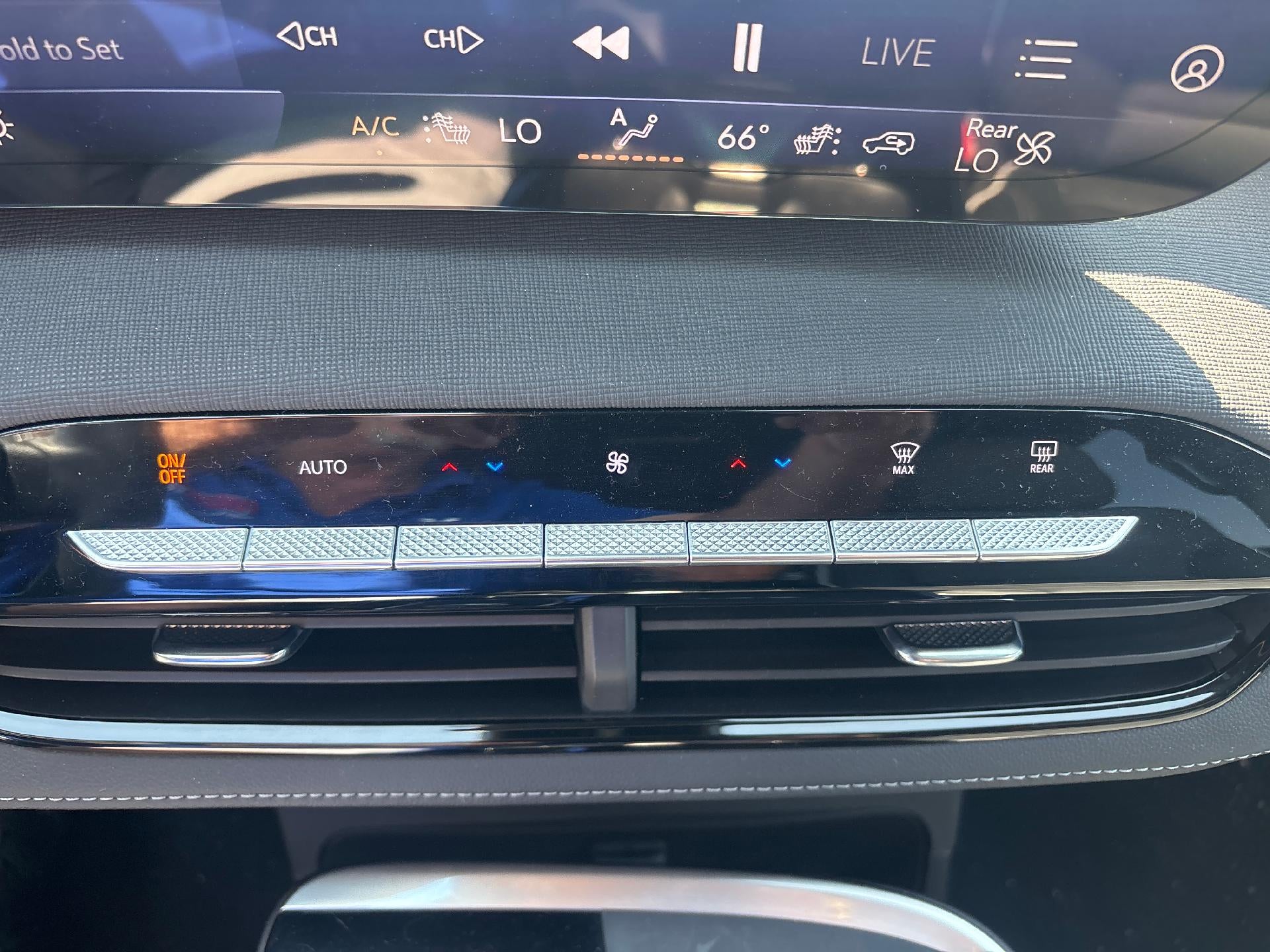 2025 Buick Enclave Preferred