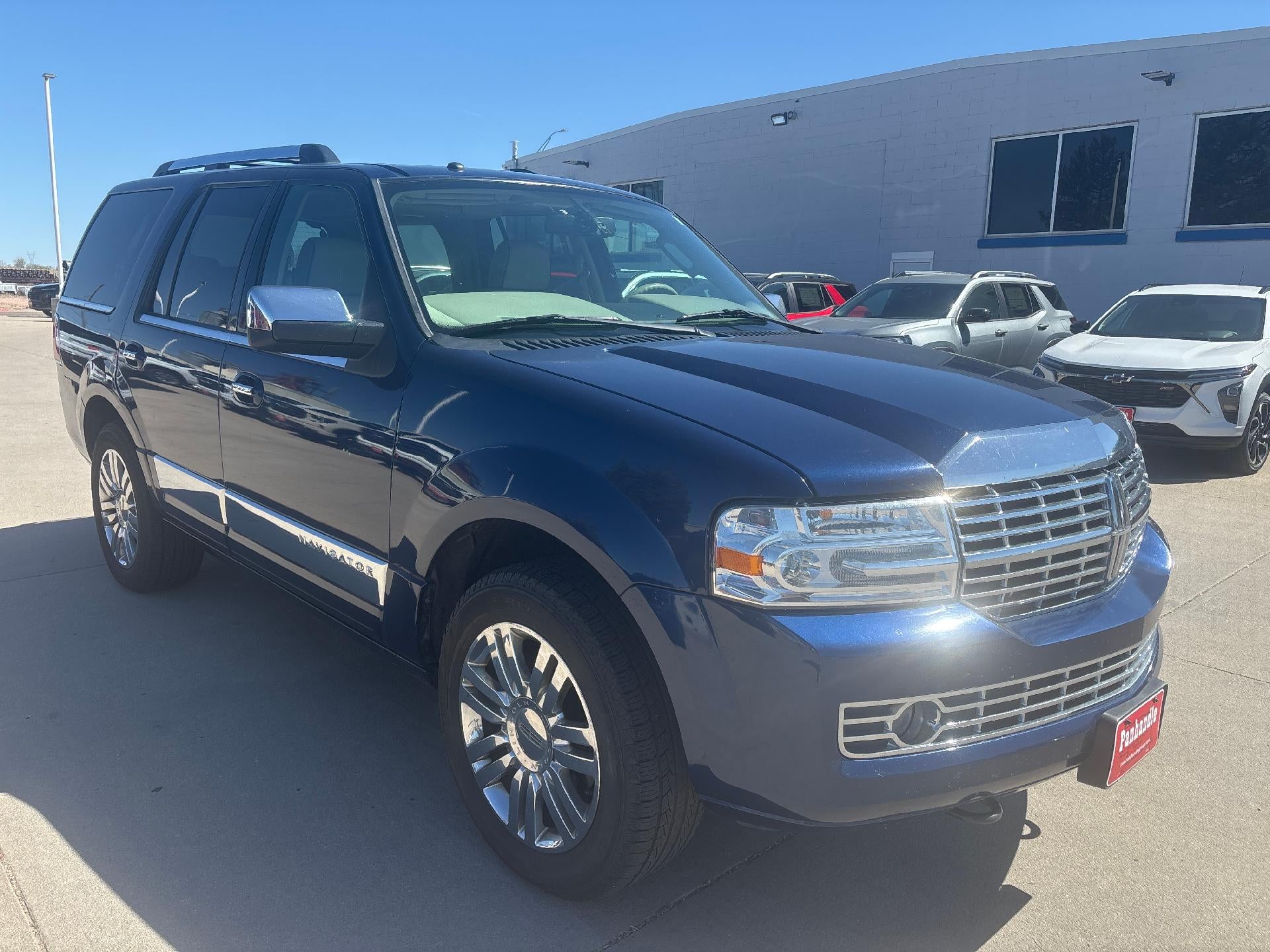 2007 Lincoln Navigator Base