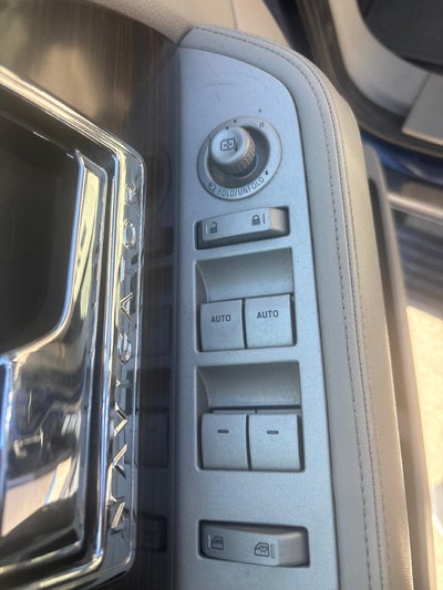 2007 Lincoln Navigator Base