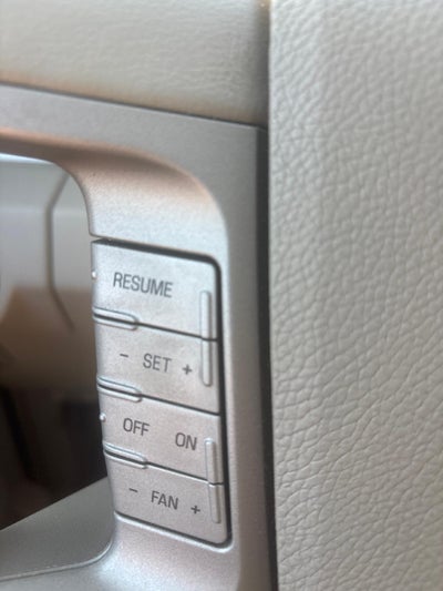 2007 Lincoln Navigator Base