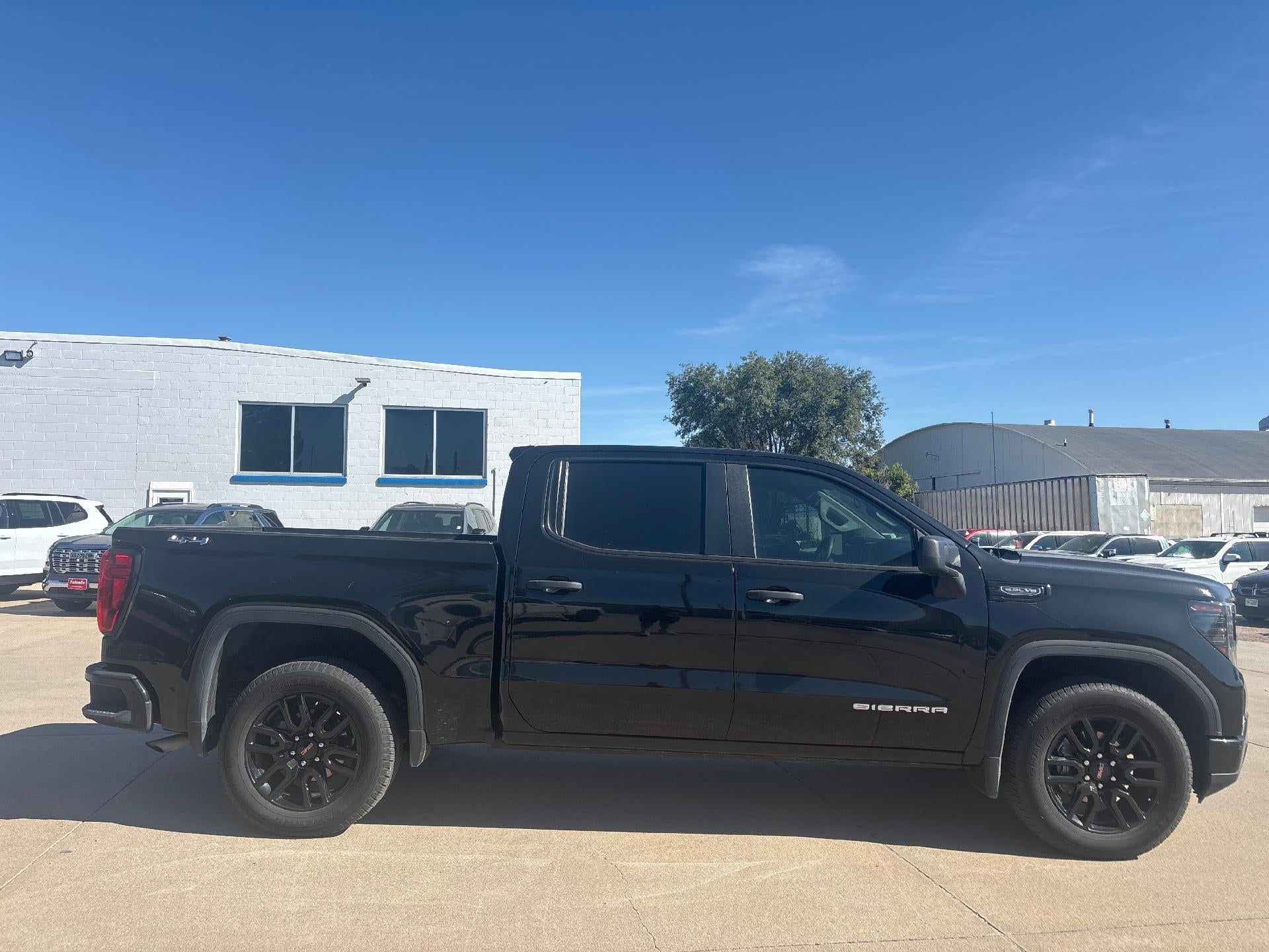 2025 GMC Sierra 1500 Pro