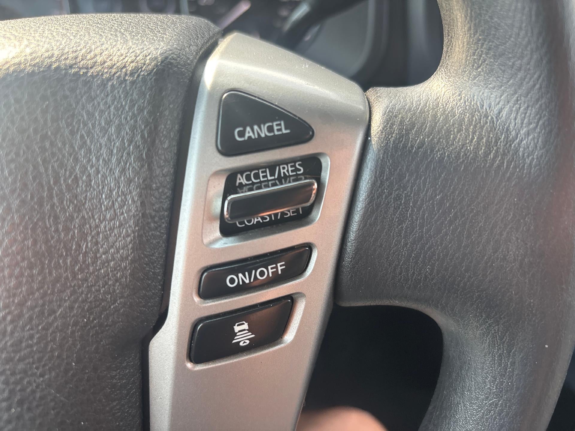 2022 Nissan Titan SV
