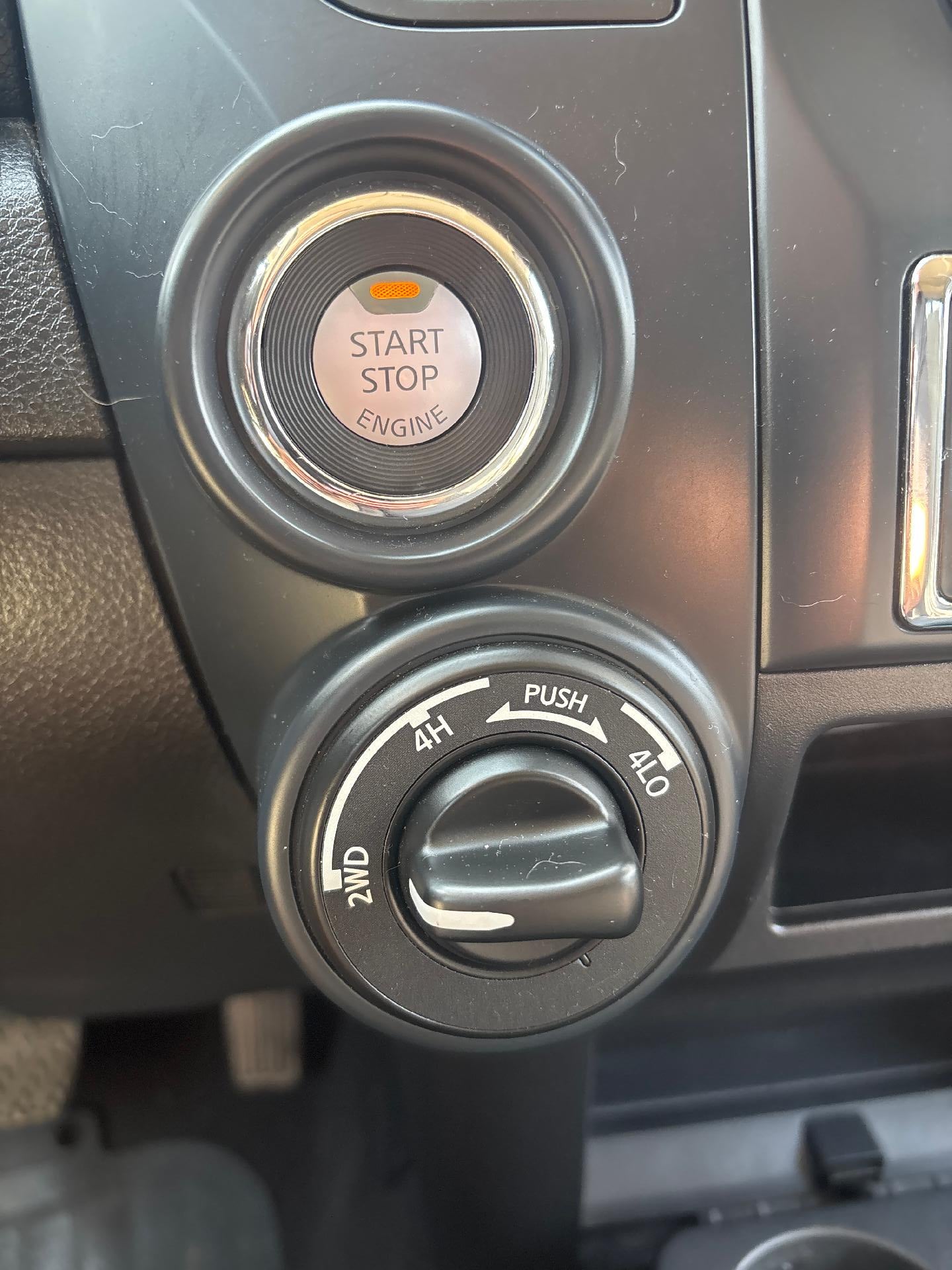 2022 Nissan Titan SV