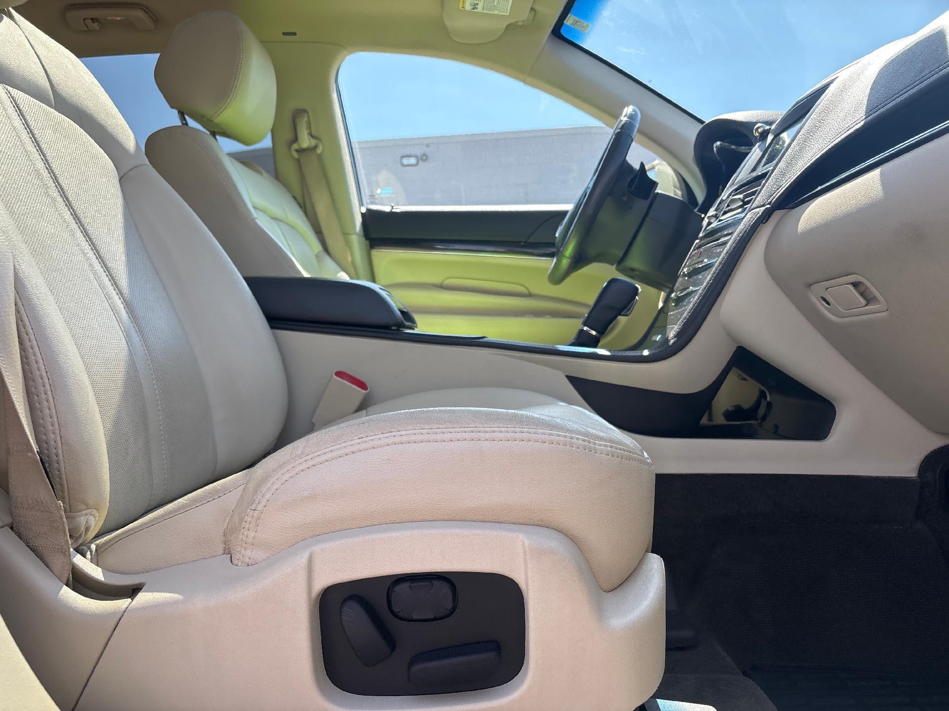 2018 Lincoln MKT Reserve