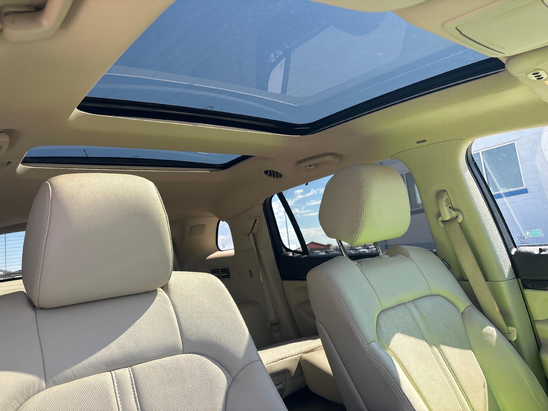 2018 Lincoln MKT Reserve