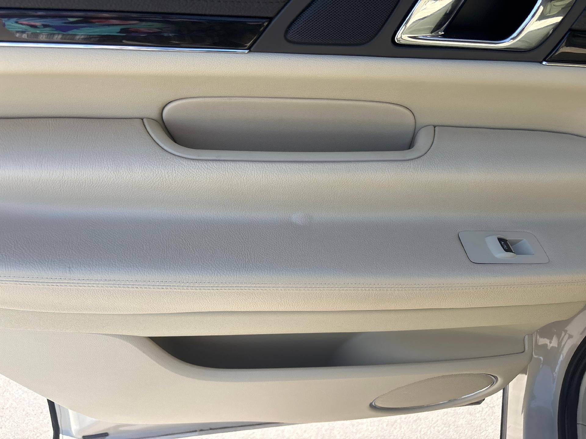 2018 Lincoln MKT Reserve