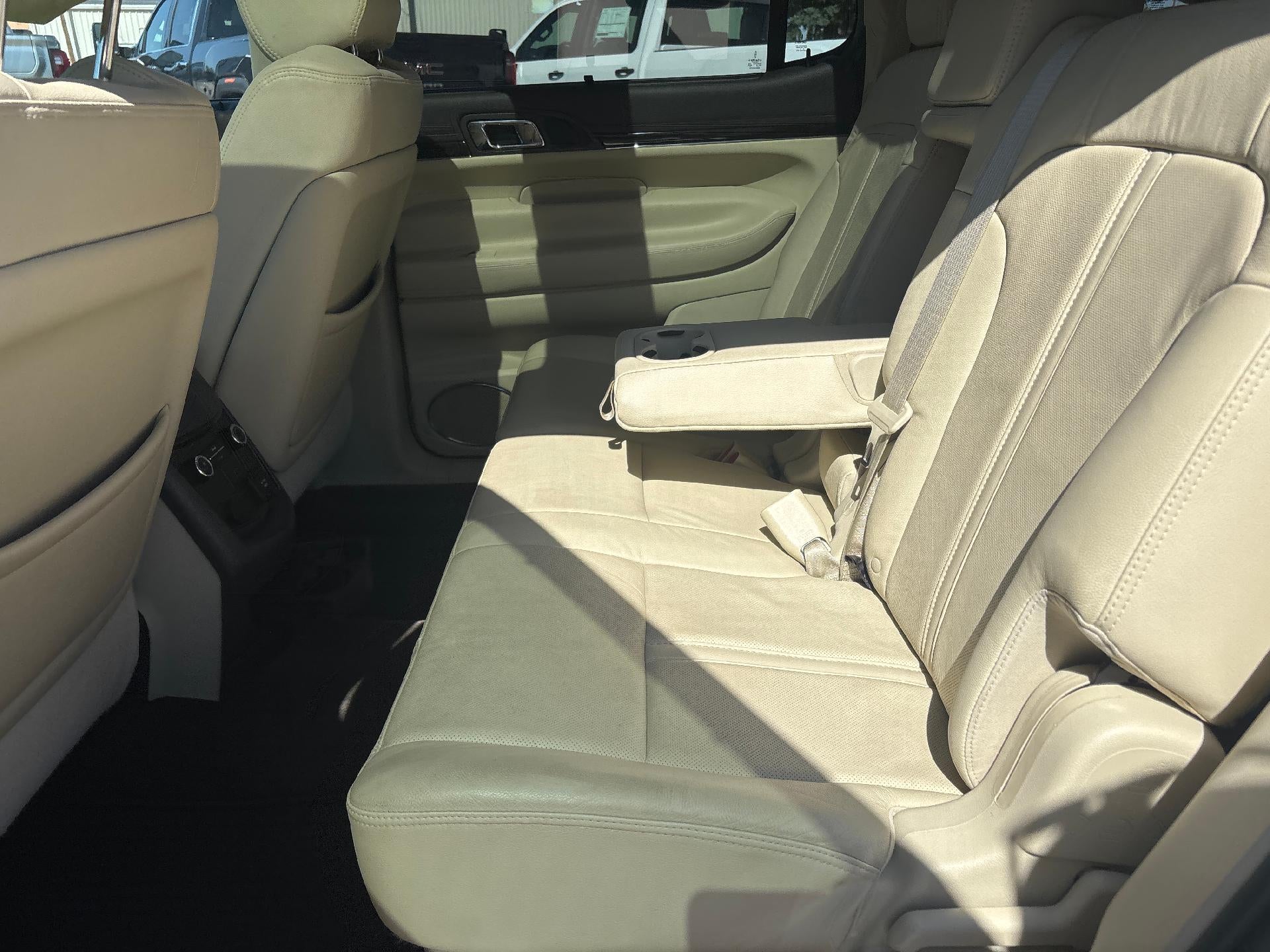 2018 Lincoln MKT Reserve