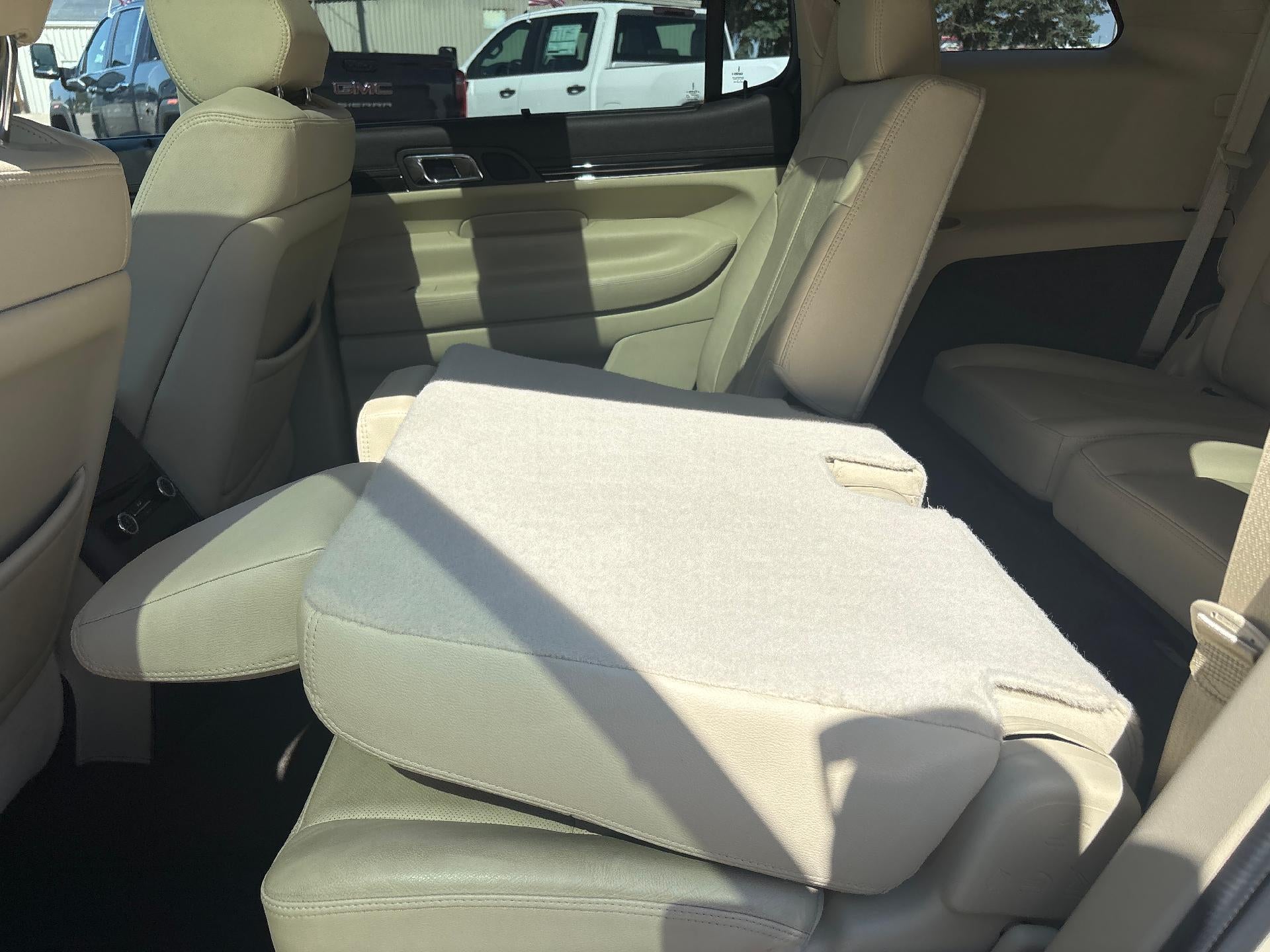 2018 Lincoln MKT Reserve