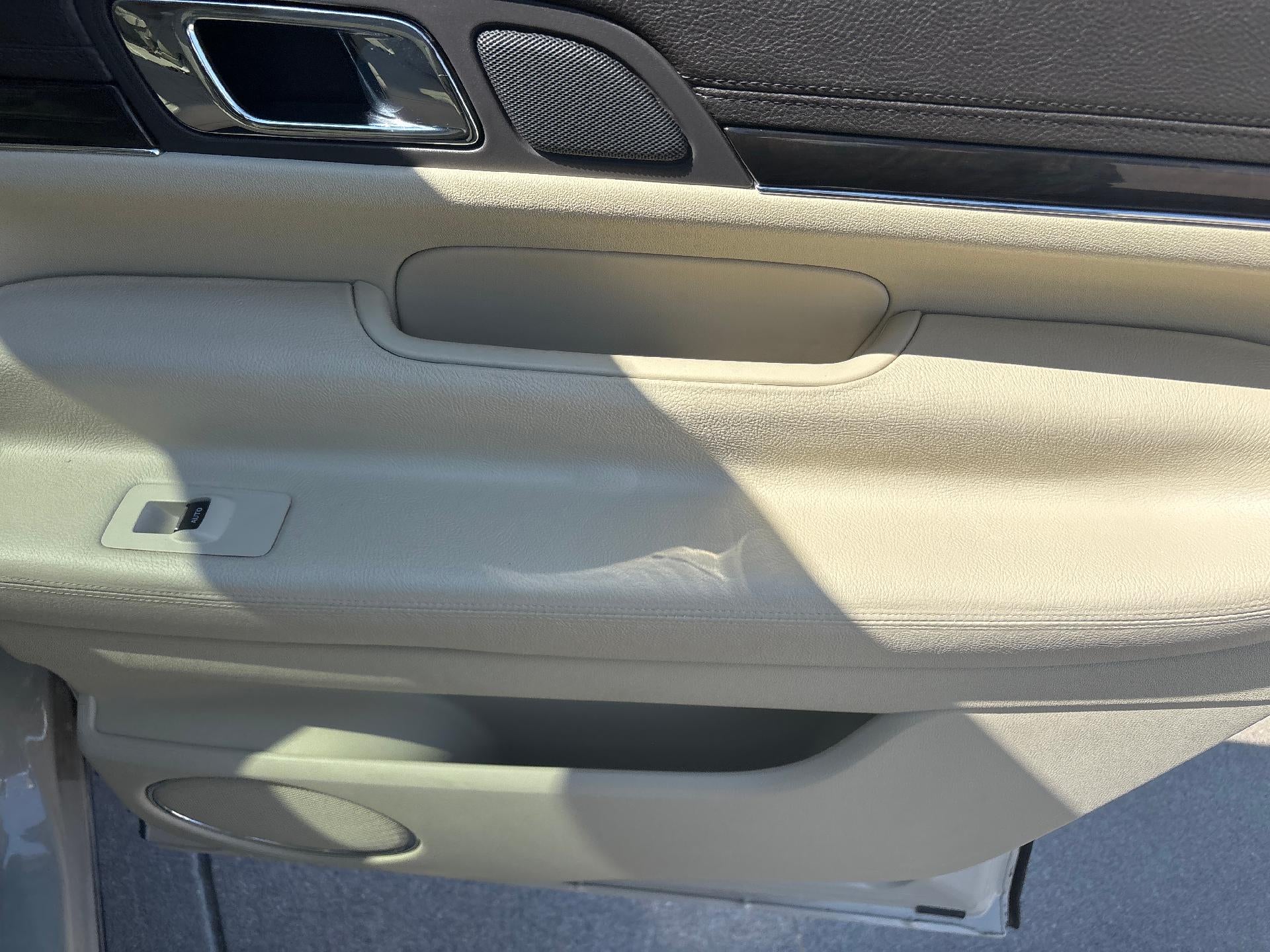 2018 Lincoln MKT Reserve
