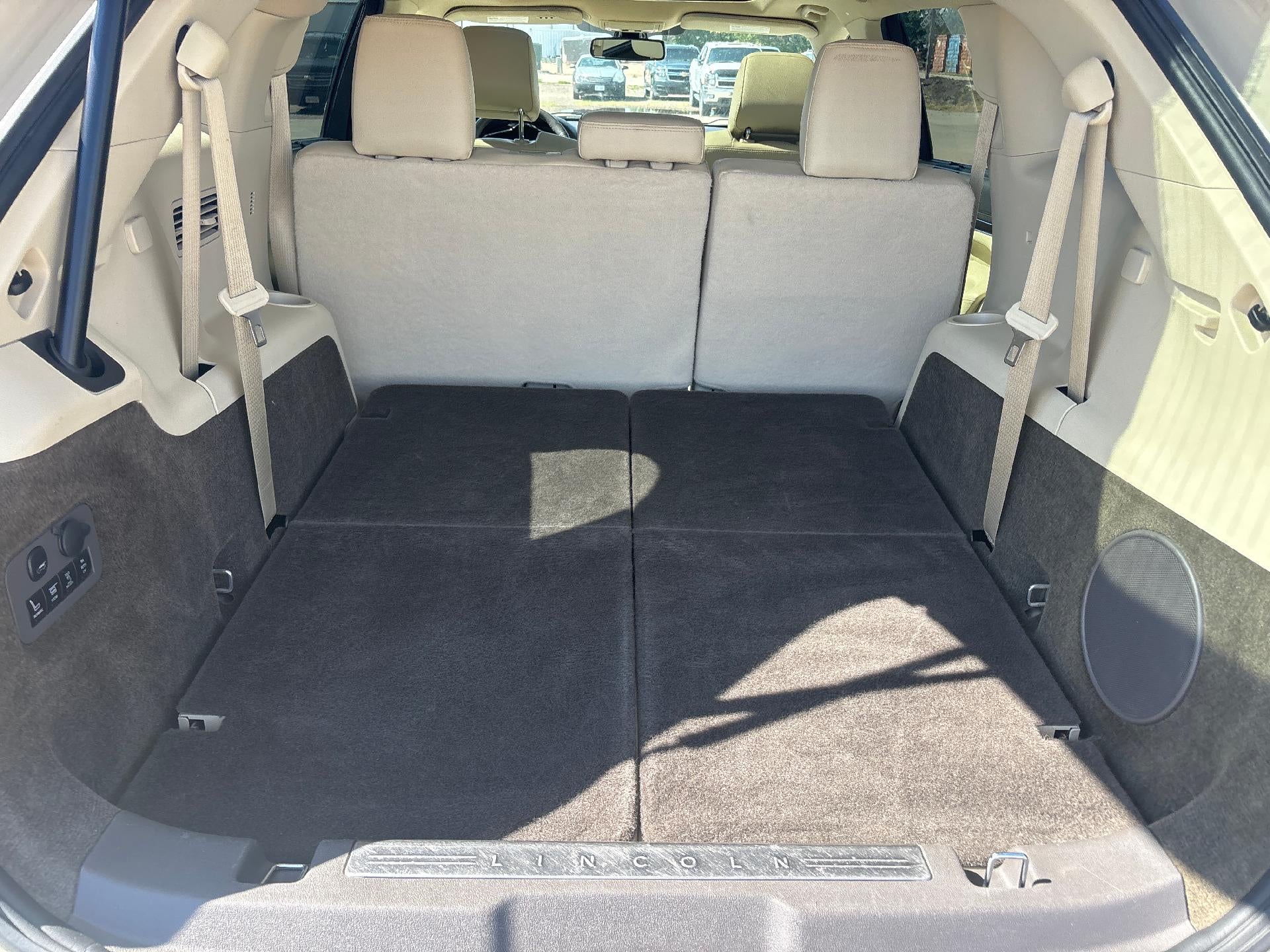 2018 Lincoln MKT Reserve